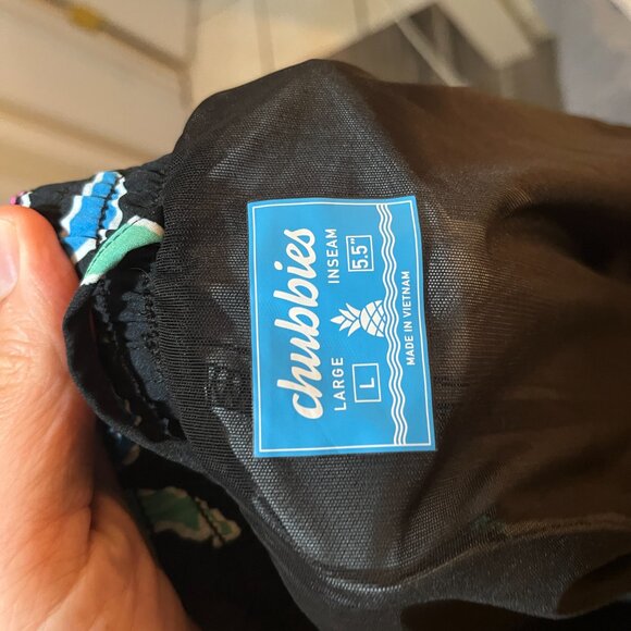 Chubbies Men's black, blue and pink palm trees Swim Trunks L 5.5" inseam shorts - Picture 4 of 4